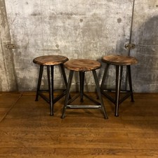 1 v. 2 Drabert & Söhne Hocker