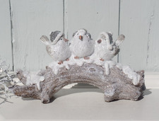 Deko Baumstamm liegend mit drei Vögeln beglittert Winterdeko Landhaus 31x10x17