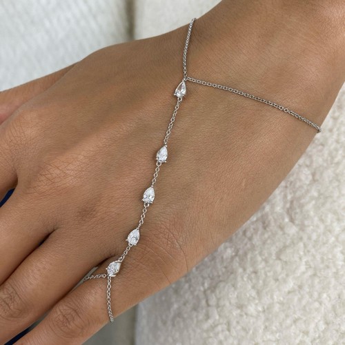9ct tcw birne hand - 0,9ct,