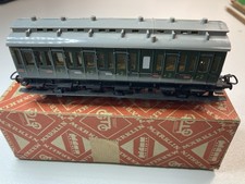 H0 Märklin 330/1    Abteilwagen  2. Klasse Originalkarton