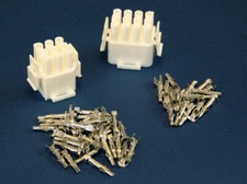 Stecker Gehäuse 9 und 6 polig