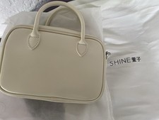 Umhängetasche Tragtasche Kunstleder Neu Marke Schein Cremeweiss