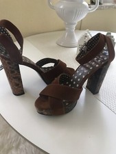 Killah Sandalen Plateau braun 37 High Heels