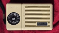 Altes Optalix Transistorradio