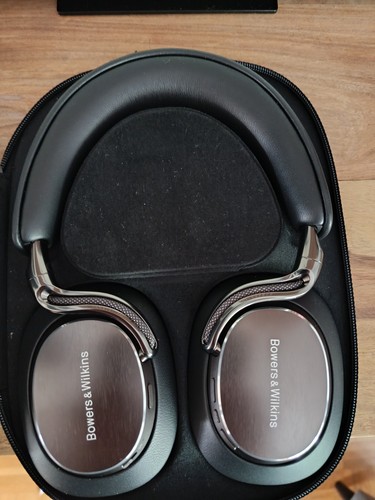 Bowers wilkins px8 - px8, s2