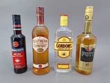 4 Flaschen Alkohol Spirituosen