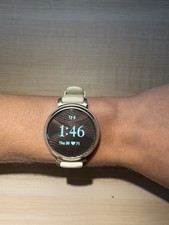 Brandneue Garmin Lily 2 GPS- Smartwatch Weiß