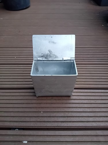 Aschenbecher schiene - aschenbecher, c-schiene