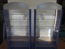 2 identische Sammler- Tischvitrinen, orig. für Colibri Firebird,  abschließbar