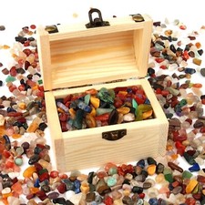 Schatzkiste | Piraten – Schatztruhe mit 200 g Edelsteinmischung Ø ca. 5 – 10 mm