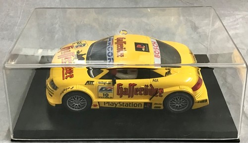 Audi gelb fahrerabt - tt-r,