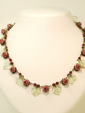 Rosa Templin  Collier Rosen