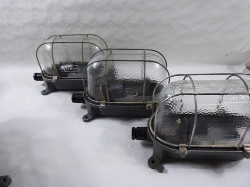 Alte bunkerlampe metall - alte,