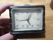 Wecker mit Bakelit Gehäuse Antik Selten DDR defekt