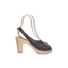 Swedish Hasbeens, Clogs