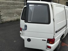 VW T4 Kombi Heckflügeltür hinten rechts L902 Grauweiss mit Scheibe BJ1998 