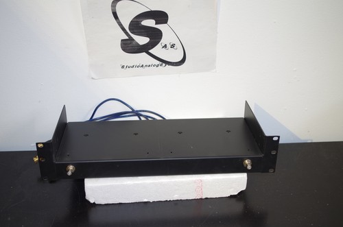 Universal zoll rackmount - 19,