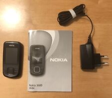 Nokia 3600 slide + Ladegerät