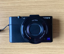 SONY RX100 II  (M2) Premiumkompakt-/Digitalkamera, in sehr gutem Zustand! In OVP