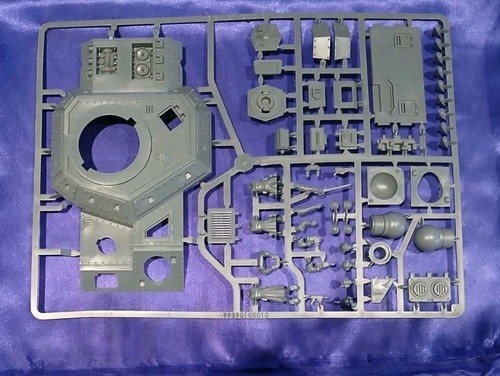 Baneblade top sprue only - baneblade,