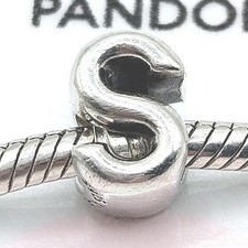 Pandora Charm "Buchstabe S"