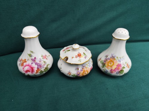 Royal crown derby - derby, posies