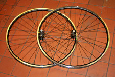 SHIMANO 105 R7000 LAUFRÄDER /