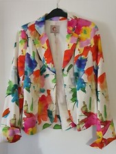 Wunderschöner Kurzblazer von