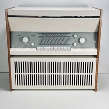 Braun Atelier mit L1