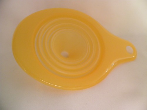 Tupperware trichter - ,
