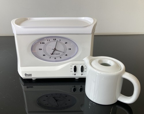 Retro vintage swan - retro, teasmade