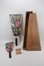 Q15L52- 2x Asiatika Holz Paddel Kabuki Hagoita Japan in Holz Kiste