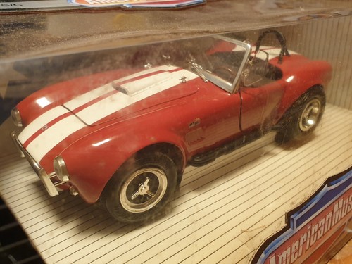 Cobra 427 ertl v8 usa - 1:18,