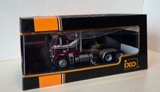 IXO  TR047 1993 Freightliner
