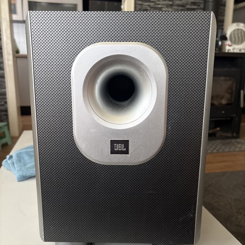 Jbl sub 200 230 - aktives, 5.1