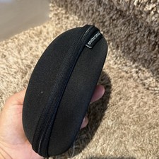 enchroma glass carrying black