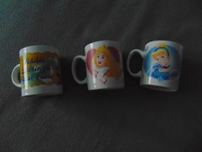 3 TOLLE KINDERTASSEN -- DISNEY PRINCESS & DIDDL DIE SPRINGMAUS -- TOP