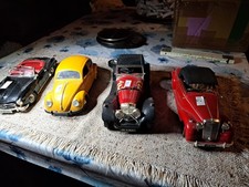 Sammlerstücke 4x Modellauto