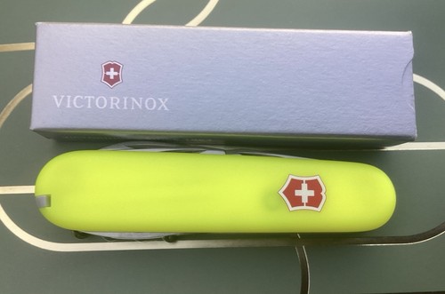 Victorinox stay glow - victorinox,