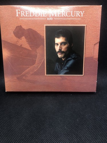 Freddie mercury solo 2000 - solo,
