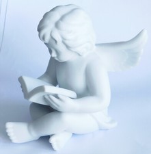 Porzellanfigur sitzender engel - porzellanfigur,