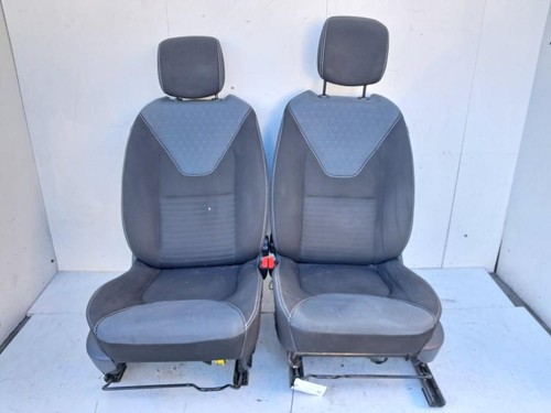 Komplettes sitzset aus stoff - komplettes,