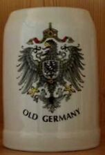 verschiedene Krüge oder Teller Andenken Geschenke Bayern Deutschland