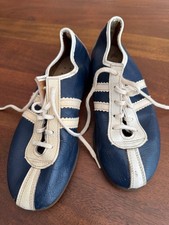 kultige DDR Sportschuhe ungetragen vintage Gr. 38 Leder blau-weiß