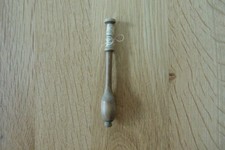 Spindel bzw. Teil einer Spindel aus Holz bzw. in Holzoptik