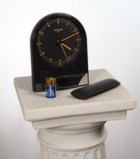 Junghans Tischuhr Serie Mega