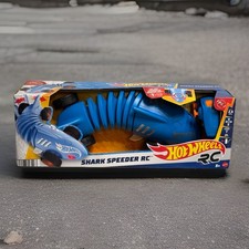 Hot wheels shark speeder - hot,