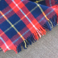 Vintage Wohn-Reiseplaid Dralon- Autodecke Fransen blau-rot kariert 140 x 150 top