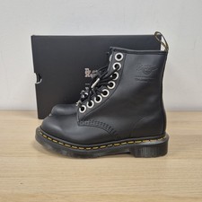 Dr Martens X The Great Frog