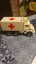 "Siku 2218 Unimog Mercedes Benz U 406 Krankenwagen " 1:55  Gebraucht 1978